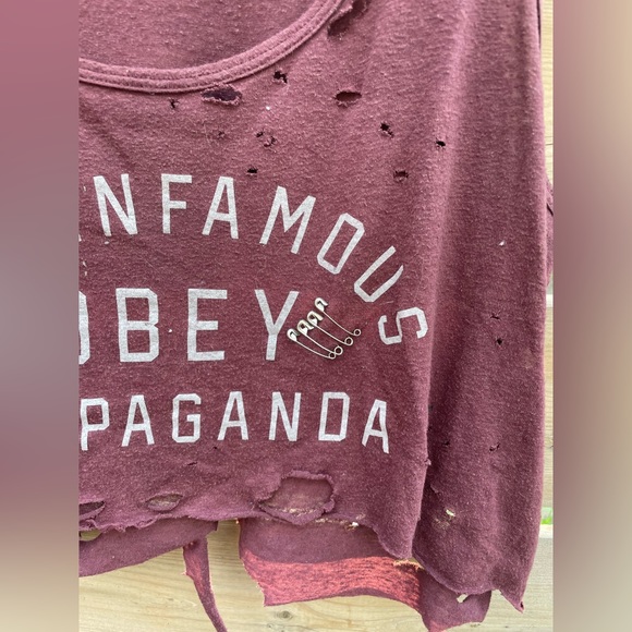 Obey Tank - Picture 2 of 4